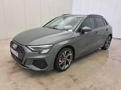 Audi A3 Sportback Competition 45 1.4TFSi-e 245pk/cv 5p S-Tronic, 2023