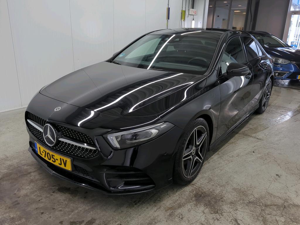 Mercedes-Benz A180 1.3 100kW Business Solution AMG sedan DCT, 2021