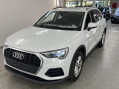 Audi Q3 1.4 45 TFSI E S TRONIC Business Plus