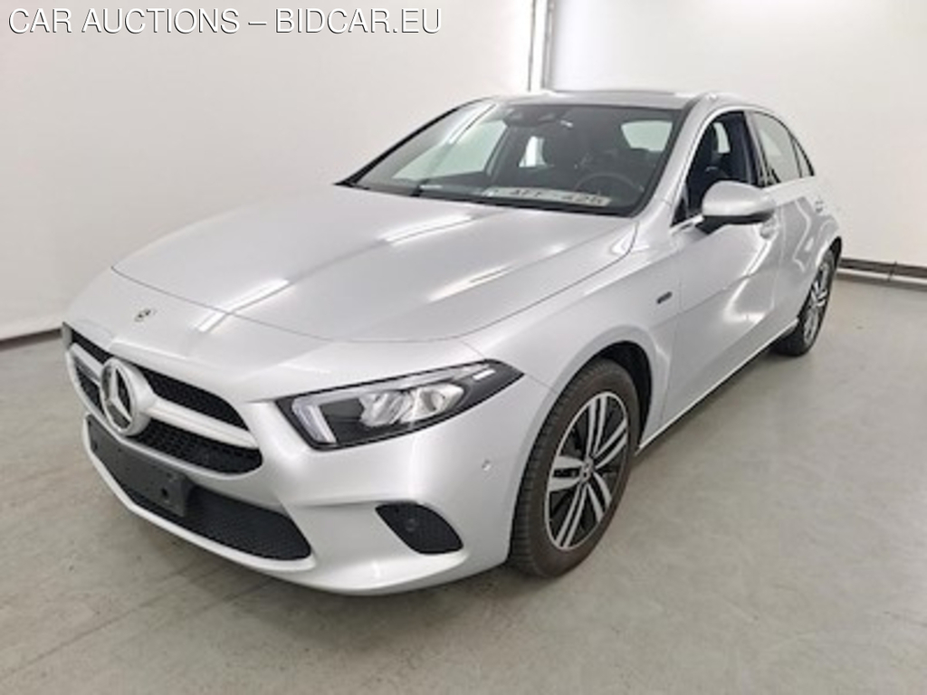 Mercedes-Benz A-class limousine 1.3 A 250 E BUSINESS SOLUTION DCT