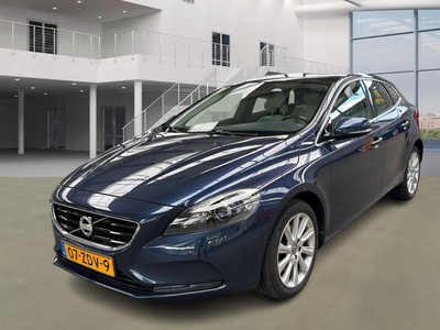 Volvo V40 1.6 T3 SUMMUM, 2012