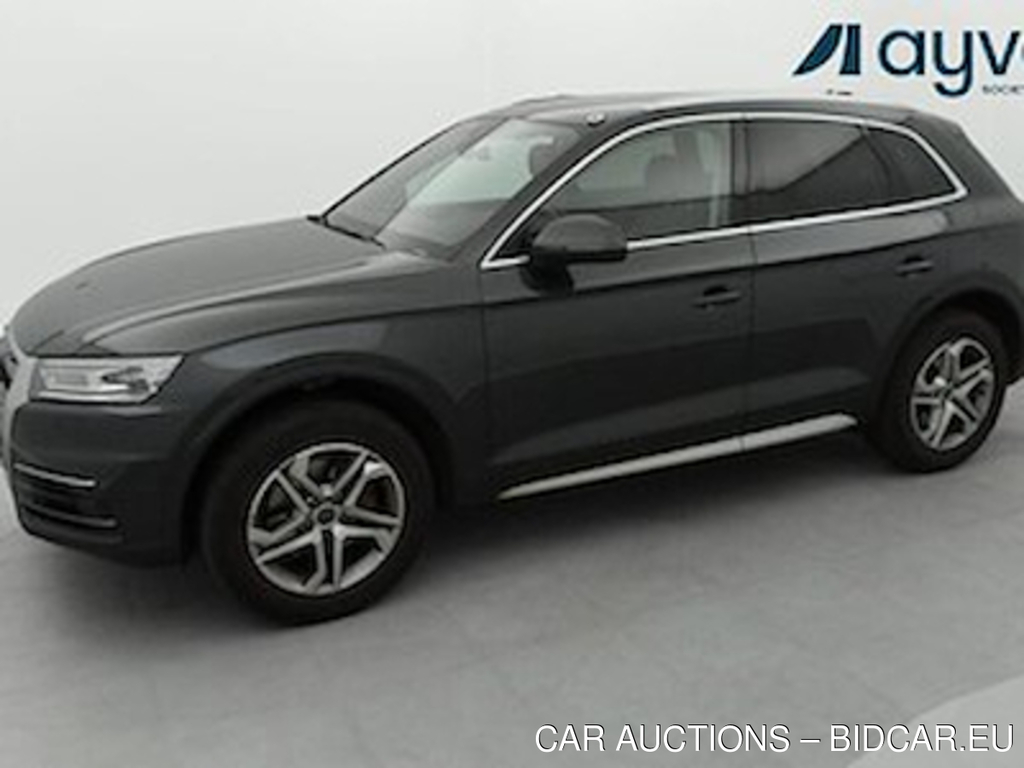 Audi Q5 40 tdi quattro design 190 CV Pack Explorer, Pack Confort, Attelage, Cuir, Clim 3 zones
