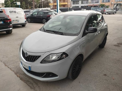Lancia YPSILON ECOCHIC 1.0 FireFly 70cv S&amp;S Hybrid SILVER, 2021