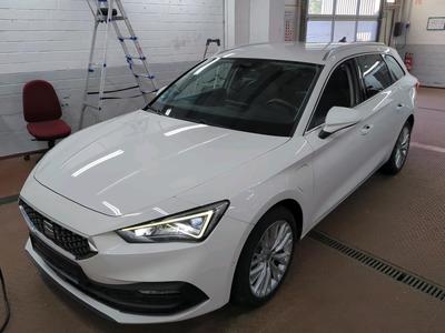 Seat Leon SPORTSTOURER 1.4 E-HYBRID DSG Xcellence, 2021