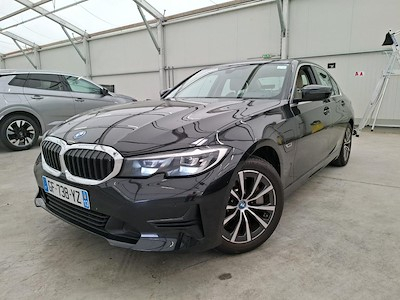 BMW Serie 3 Serie 3 330eA 292ch Business Design 10cv