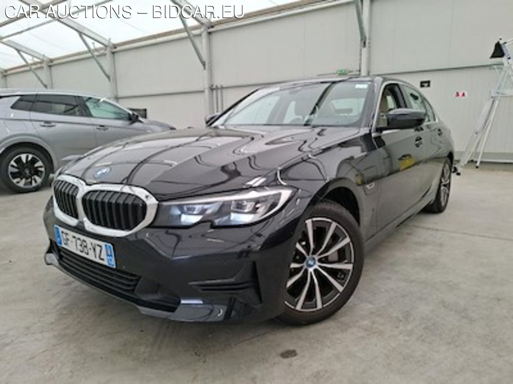 BMW Serie 3 Serie 3 330eA 292ch Business Design 10cv