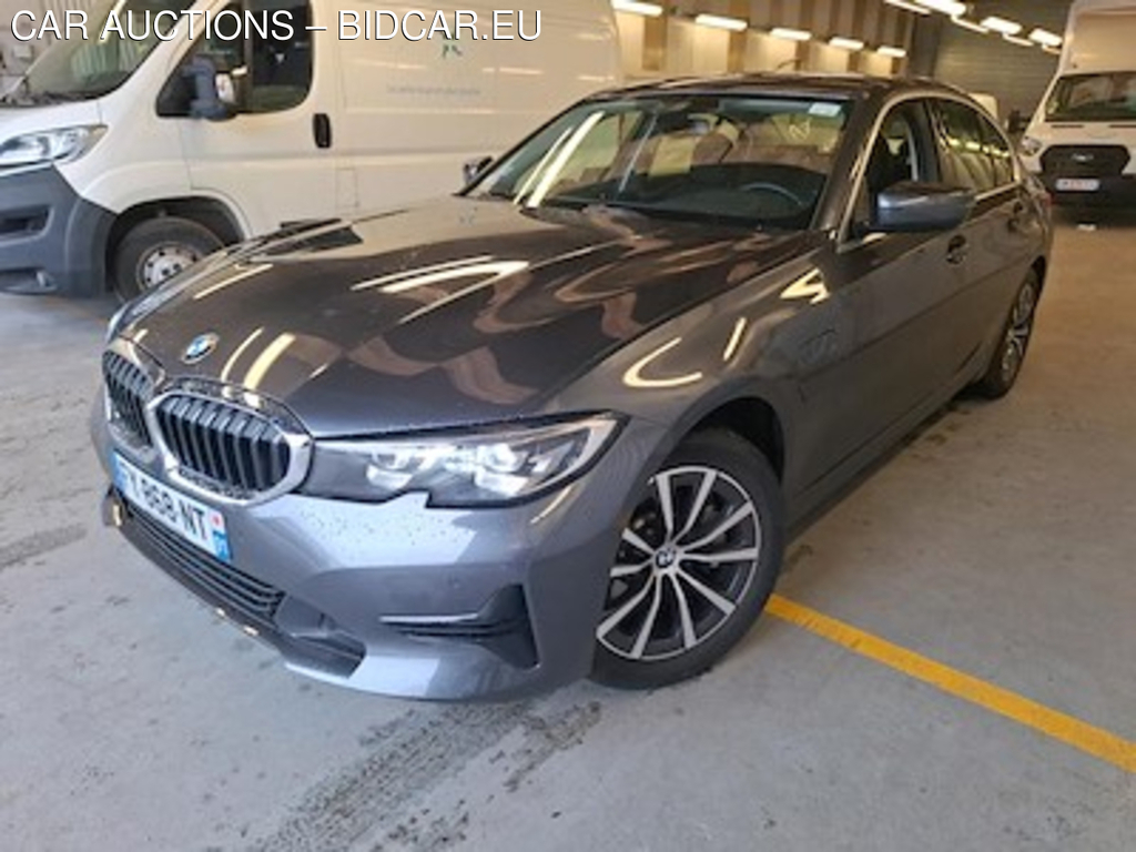 BMW Serie 3 Serie 3 330eA 292ch Business Design 10cv
