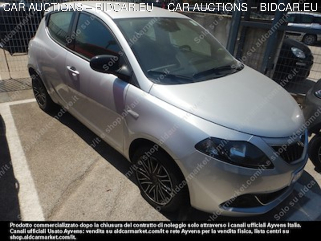 Lancia ypsilon PC 1.0 firefly 70cv -