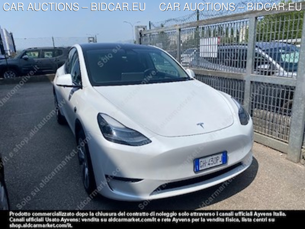 Tesla model Y 75 kwh dual -