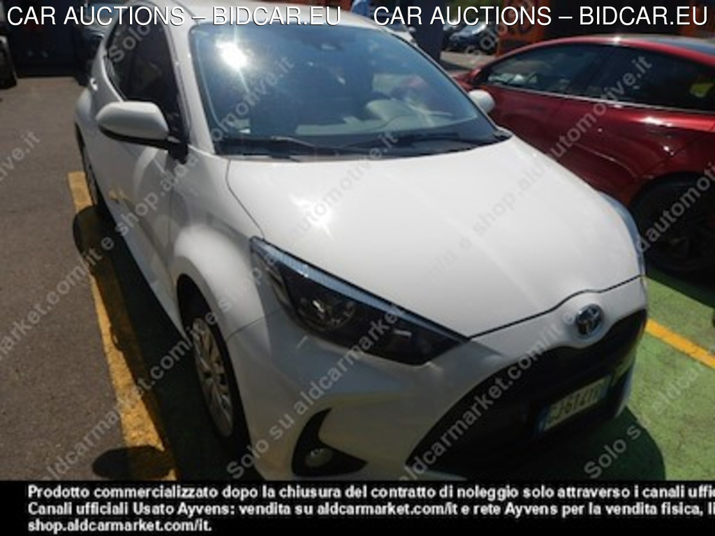 Toyota yaris hybrid business my21 hatchback -