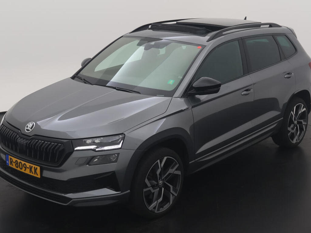 Skoda Karoq 1.5 TSI 150PK DSG SPORTLINE BUSINESS PLUS TECH PERFORMANCE PANO, 2022