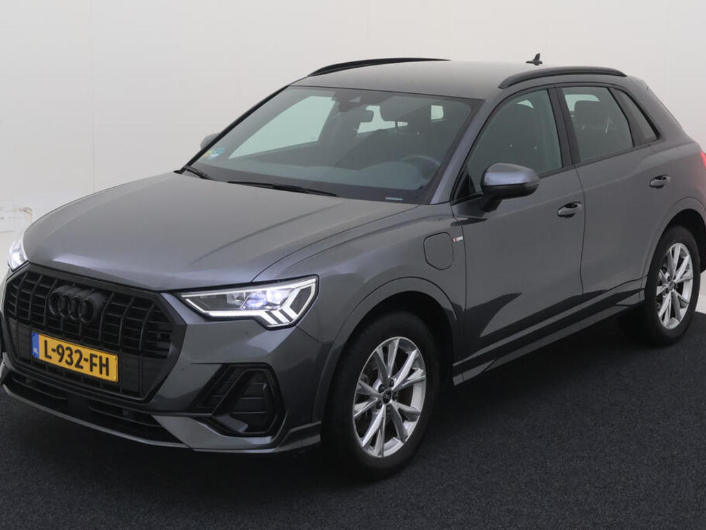 Audi Q3 45 TFSI PHEV 245PK S TRONIC S EDITION, 2021