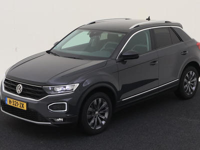 Volkswagen T-roc 1.5 TSI 150PK SPORT MULTIMEDIA EXECUTIVE TREKHAAK, 2020