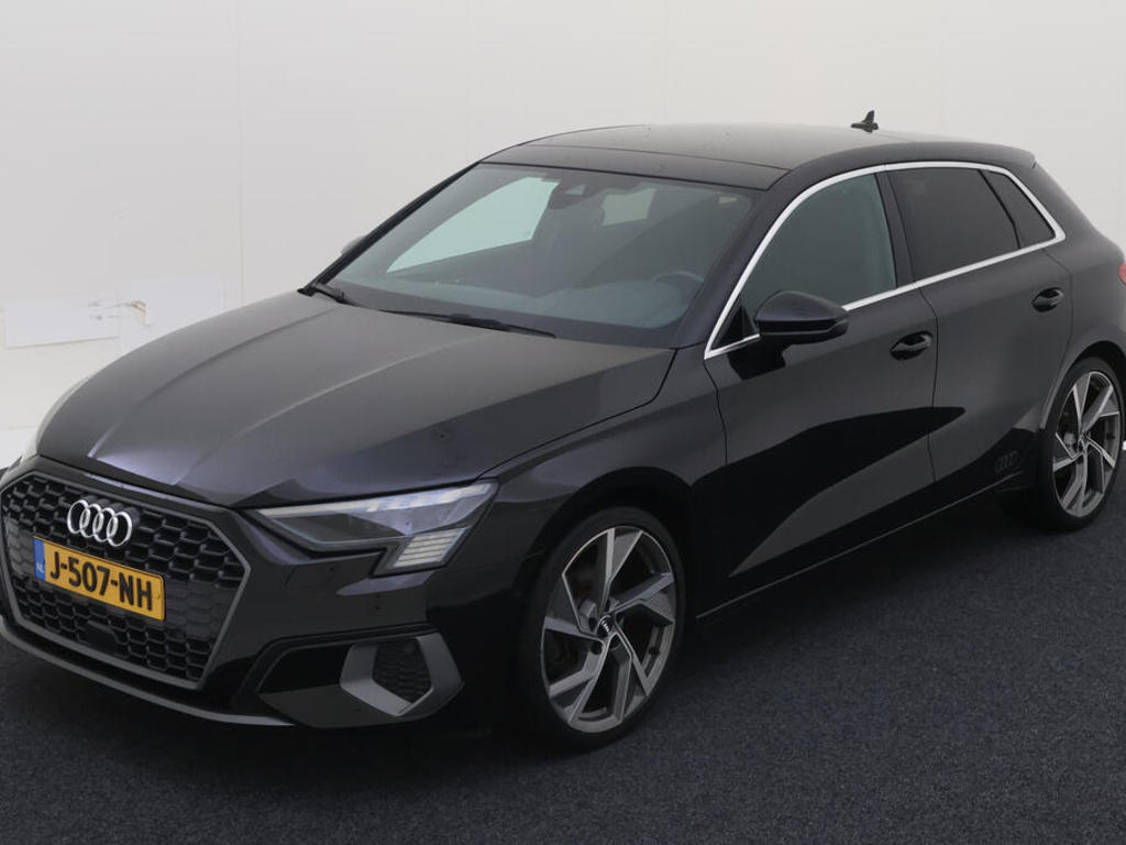 Audi A3 Sportback 35 TFSI 150PK S TRONIC EDITION ONE CAMERA PARK PANO, 2020