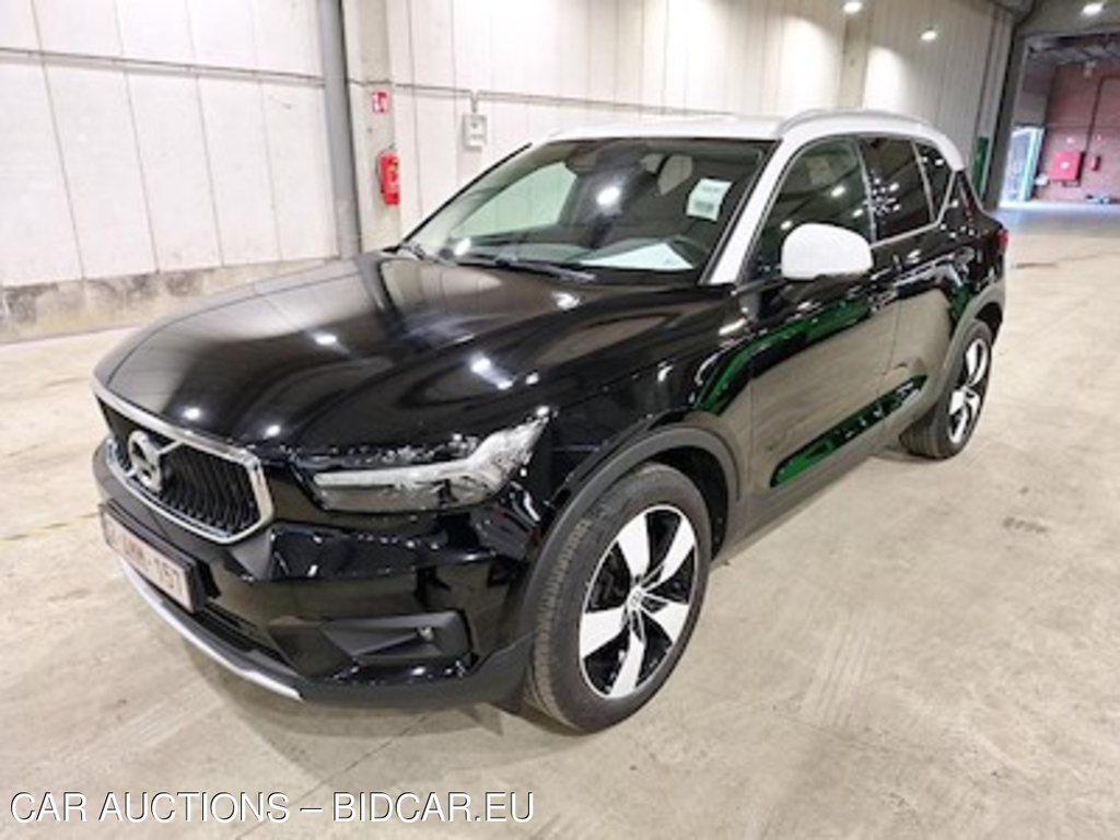 Volvo XC40 1.5 T2 MOMENTUM PRO