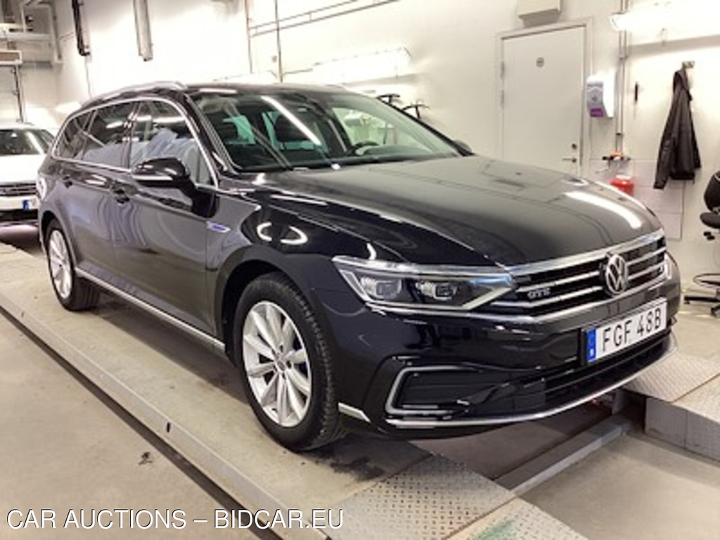 Volkswagen Passat GTE Executive Safe Tech Drag Paket Varmare Cockpit IQ.Light Navi