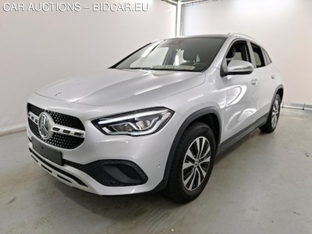 Mercedes-Benz GLA 2.0 GLA 180 D DCT BUSINESS SOLUTION