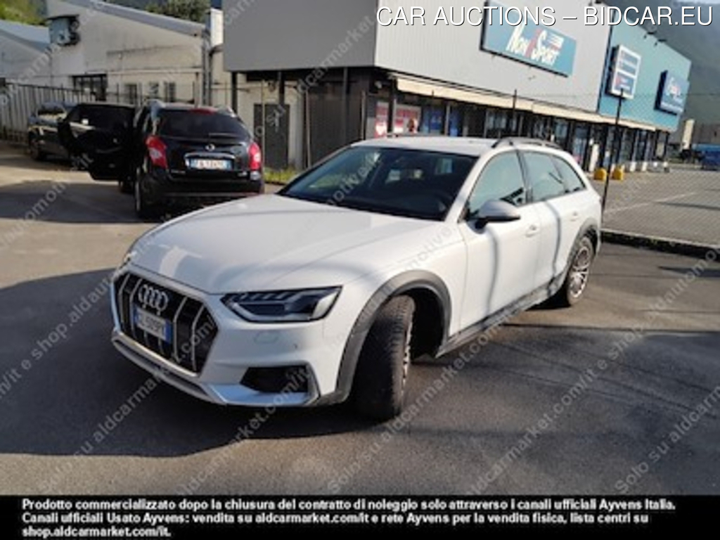 Audi A4 allroad quat 2.0 40 -