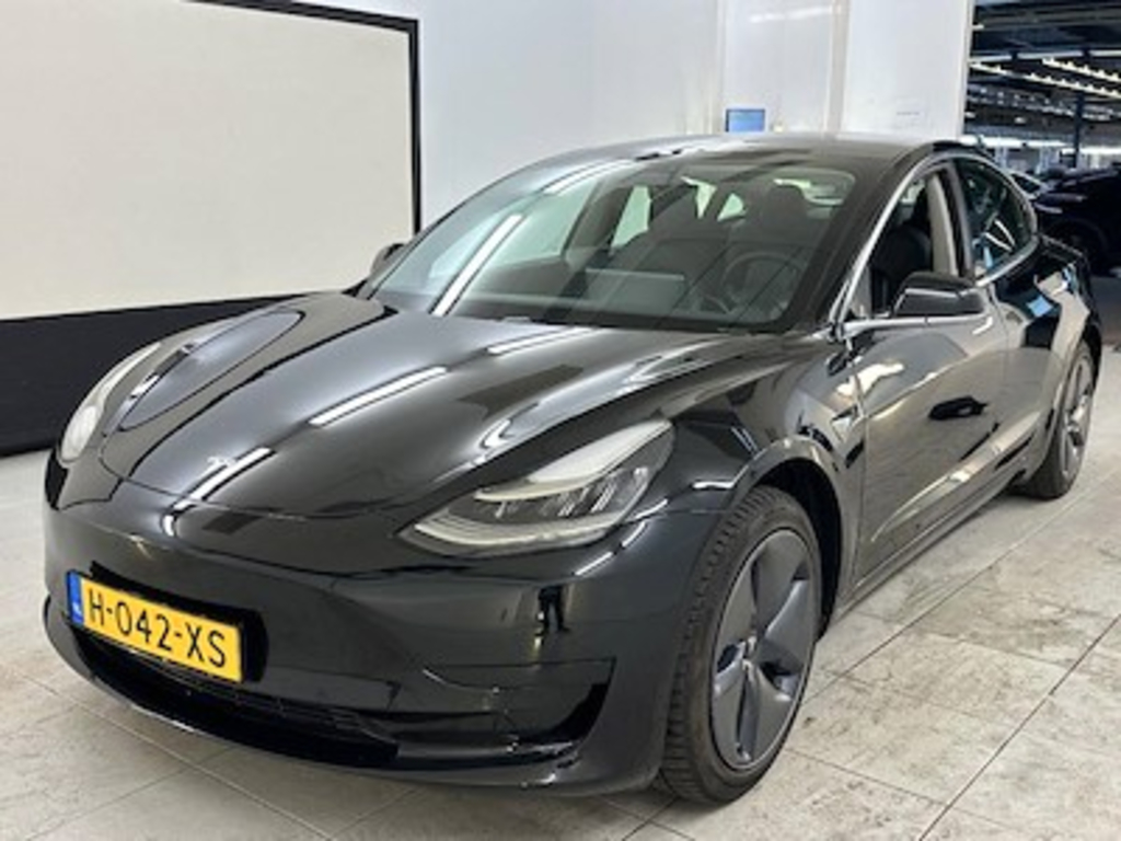 Tesla Model 3 Standard Range Plus RWD