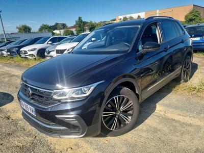 Volkswagen Tiguan EX VE (Vehicule endommage) VOLKSWAGEN 2.0 TDI 150 DSG7 Life Business VP [5P] bva 7-150CH-9cv, 2021