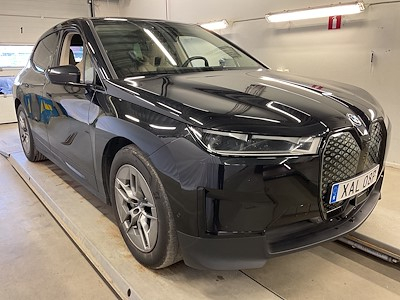BMW IX xDrive40 Comfort H/K Skinn 360 Kamera