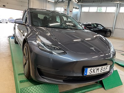 Tesla Model 3 Long Range AWD Drag