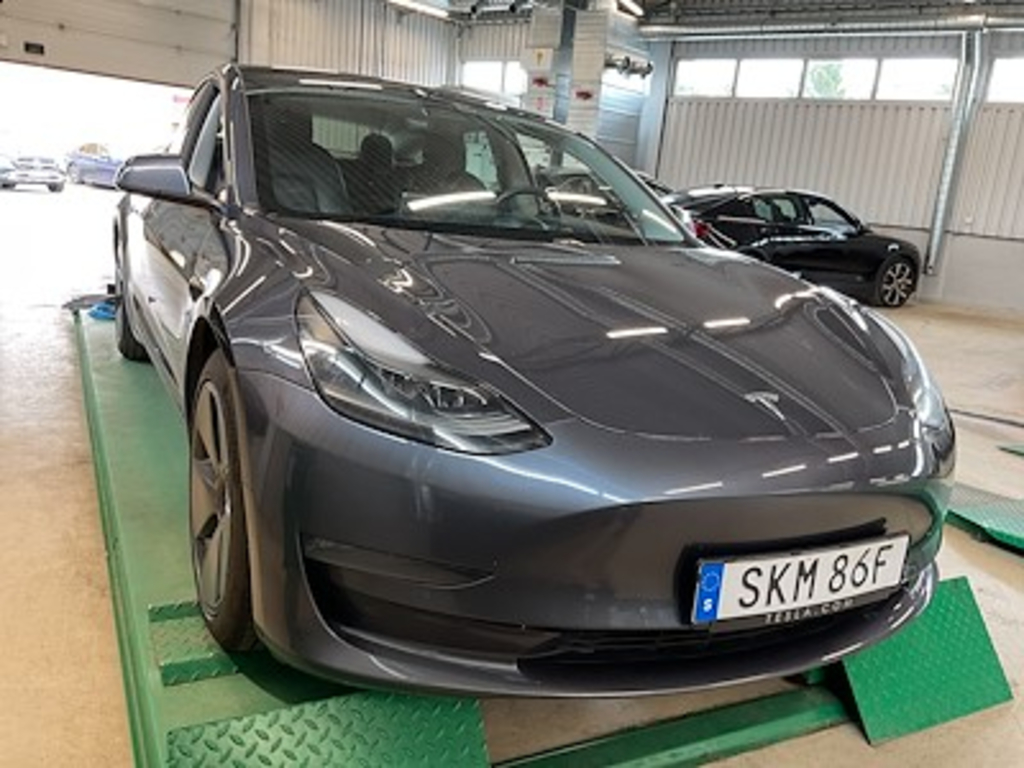 Tesla Model 3 Long Range AWD Drag