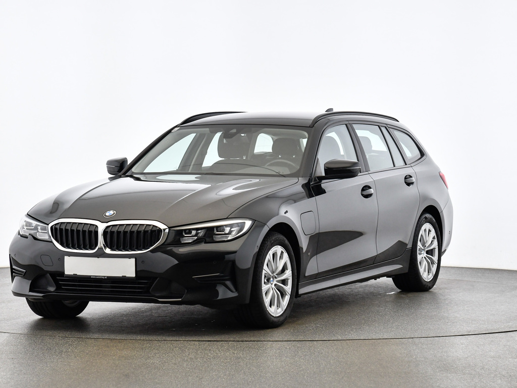 BMW 330e PHEV xDrive -, 2021