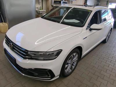 Volkswagen Passat VARIANT 1.4 TSI PLUG-IN-HYBRID DSG GTE, 2020