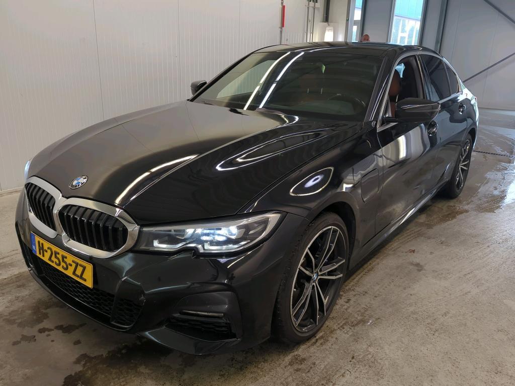 BMW 330 eA 215kW, 2020