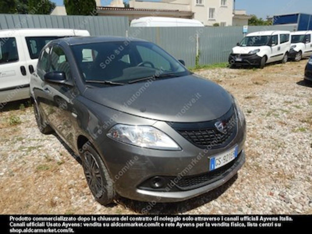 Lancia ypsilon PC 1.0 firefly 70cv -