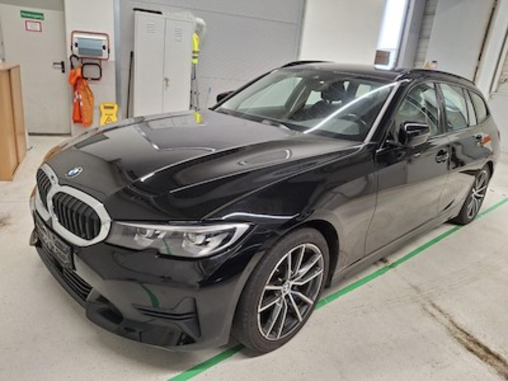 BMW Series 3 318d A Touring 110KW
