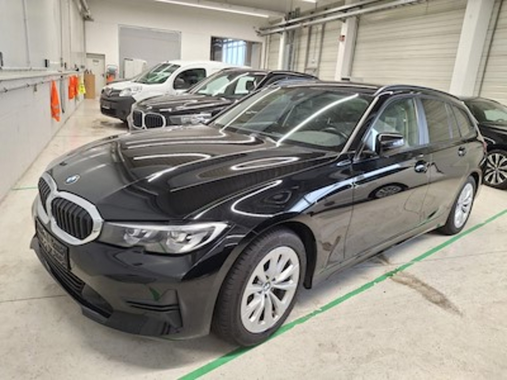 BMW Series 3 318d Touring 110KW