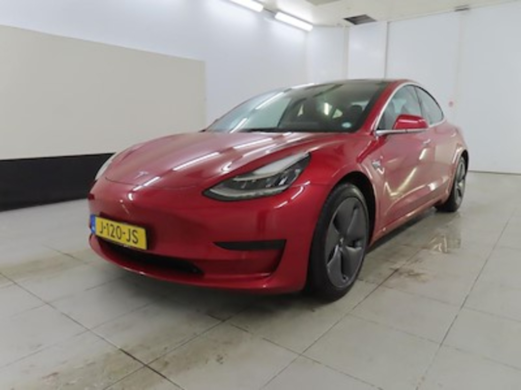 Tesla Model 3 Standard Range Plus RWD 4d