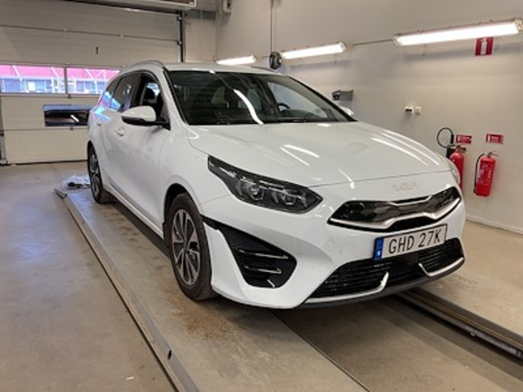 Kia Ceed 1.6 Dct Phev Advance