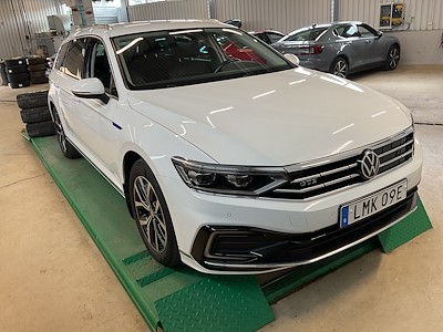 Volkswagen Passat GTE Executive Drag Paket IQ.Light Varmare Navi