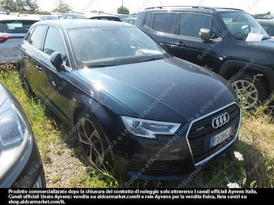 Audi A3 40 tdi quattro S -