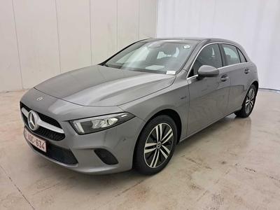 Mercedes A-Klasse A250e Business Solution 1.3i 218pk/cv 5p 8G-DCT, 2021