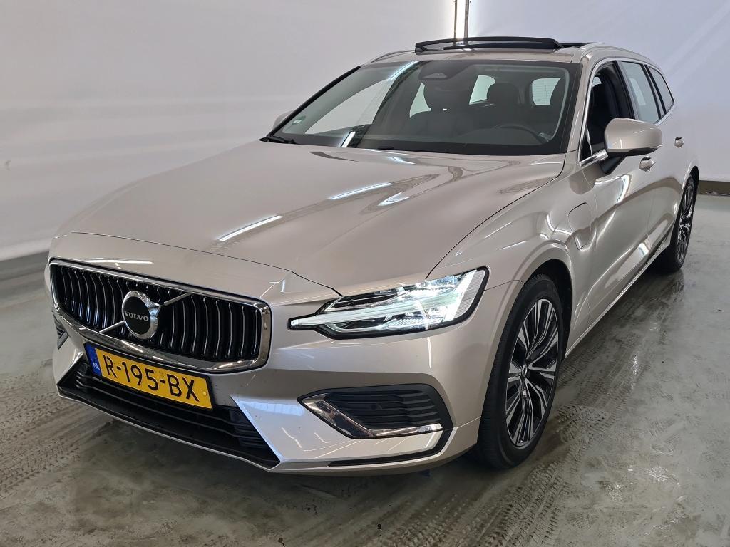 Volvo V60 2.0 T6 PLUG-IN HYBRID AWD PLUS BRIGHT, 2022