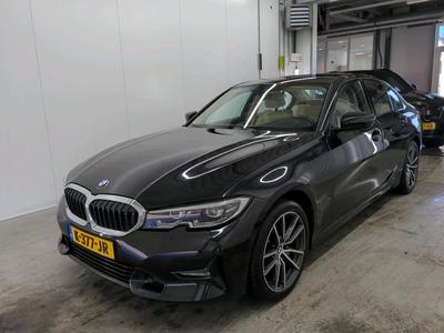 BMW 318 iA 115kW sedan, 2021