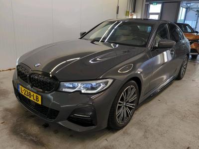 BMW 330 iA 190kW, 2021