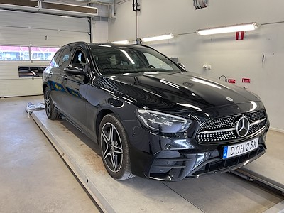 Mercedes-Benz E-Class 300 T de AMG-Line Premium Paket