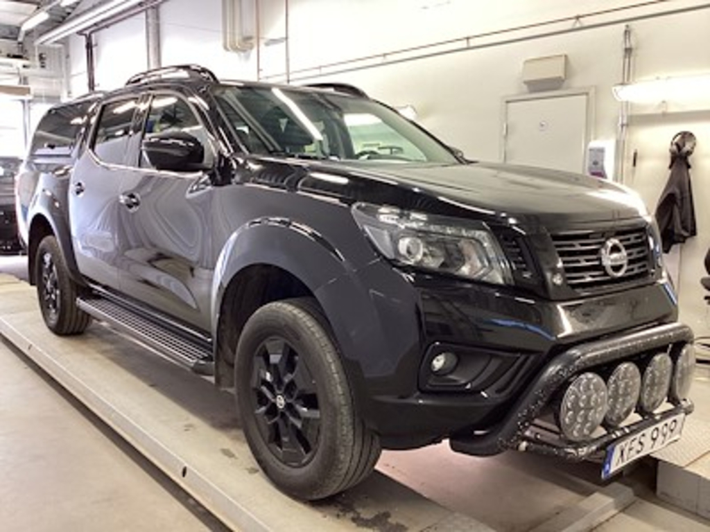 Nissan Np300 navara Double Cab 2.3 dCi N-Guard Skinn Teklucka Drag