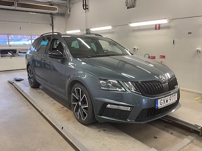 Skoda Octavia Combi 2.0 TDI 4x4 RS Premium Cockpit Drag &amp; WebastoPaket