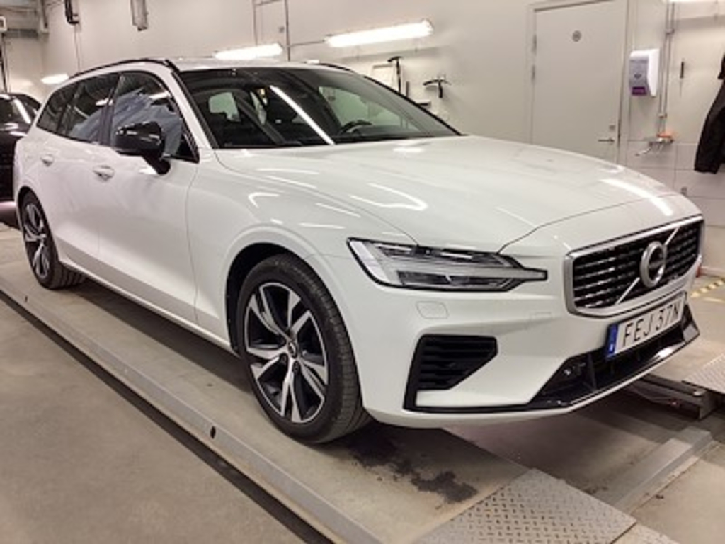 Volvo V60 T8 Recharge 392 AWD R-Design Drag