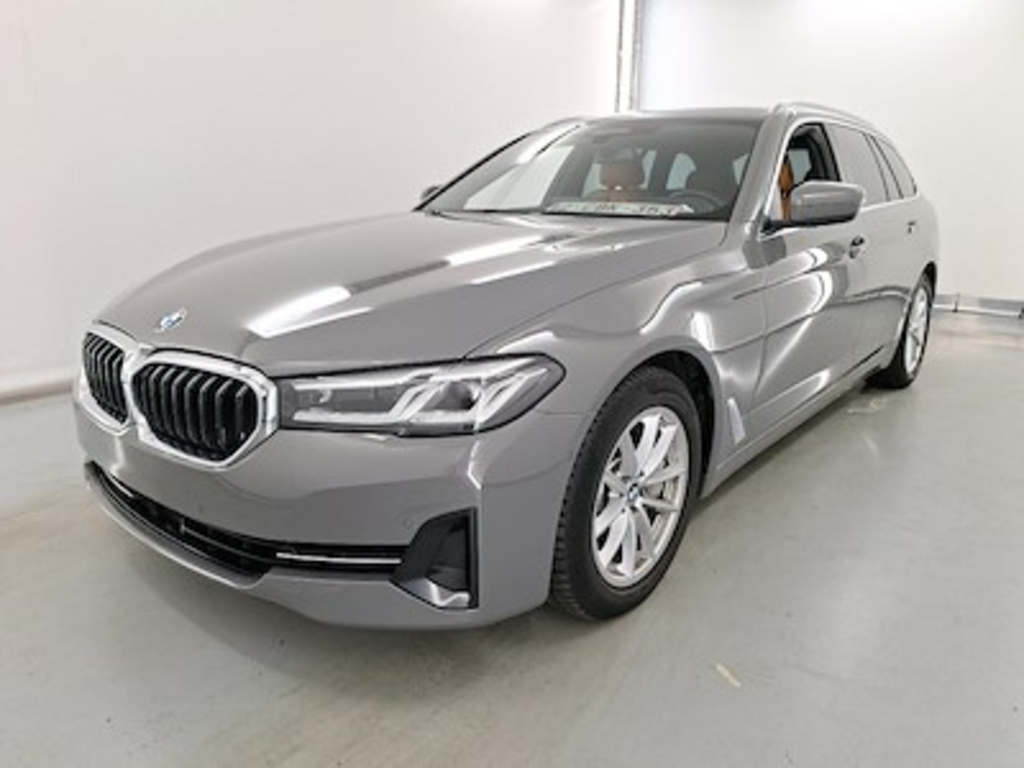 BMW 5 series touring 3.0 530D XDRIVE AUTO TOURING Safety Parking Assistant Comfort Business