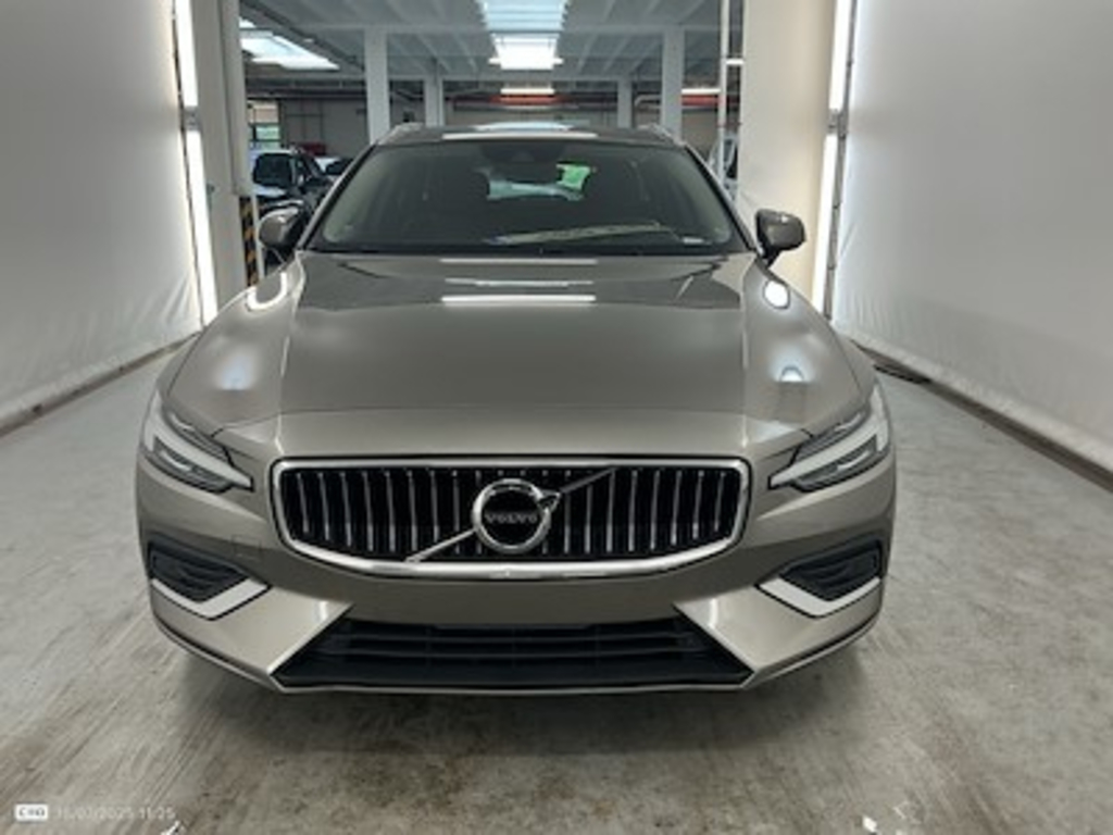 Volvo V60 diesel - 2018 2.0 D3 Inscription Geartronic Winter Versatility Intellisafe Pro Sensus Navi