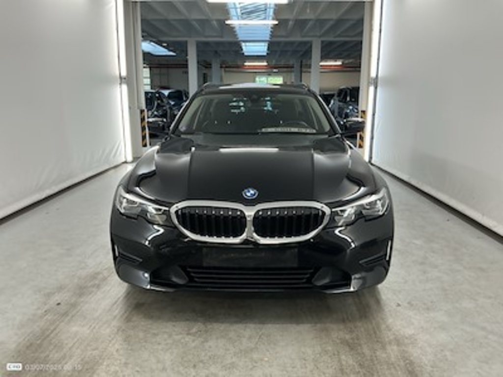 BMW 3 series touring 2.0 320E TOURING Business Plus