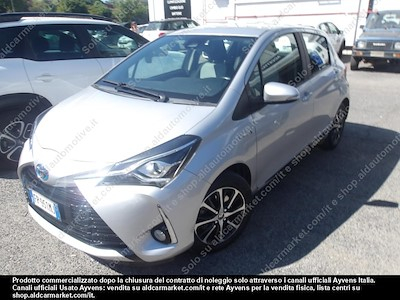 Toyota yaris 1.5 hybrid active hatchback -
