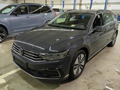 Volkswagen Passat VARIANT 1.4 TSI PLUG-IN-HYBRID DSG GTE, 2021